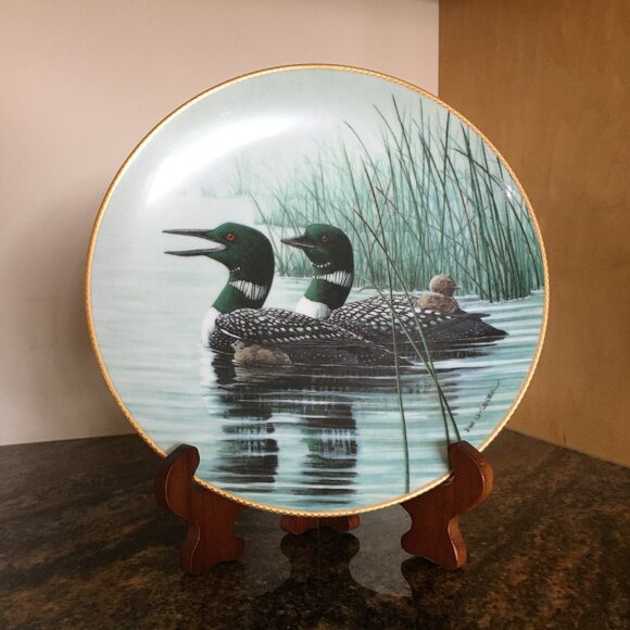 2/$40 Voice of the North Decorative Plate 'Keeping Them Safe' Don Li-Leger - Picture 8 of 10